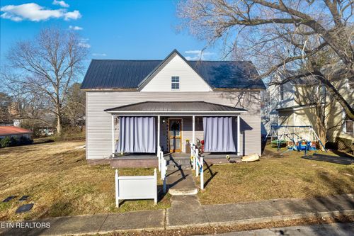 706 Washington Ave, Etowah, TN, 37331-1376 | Card Image