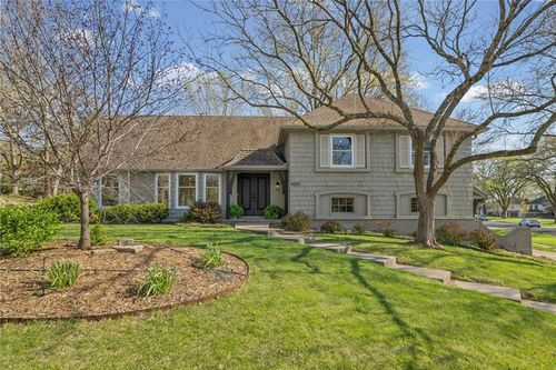 4509 93rd St, Prairie Village, KS, 66207-2618 | Card Image