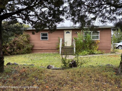 108 & 110 11th St S, Hettinger, ND, 58639-7508 | Card Image