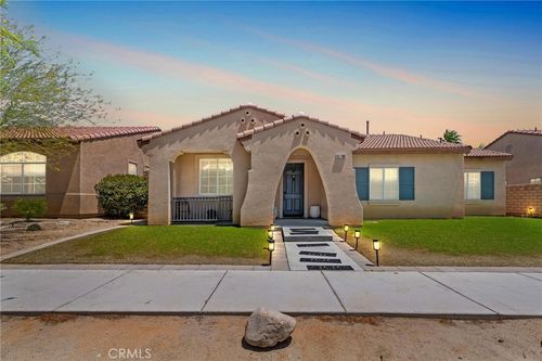 67760 Rio Vista Dr, Cathedral City, CA, 92234-8635 | Card Image