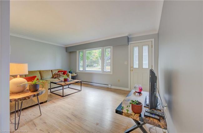721 Waterloo St, House other with 3 bedrooms, 1 bathrooms and 5 parking in Mount Forest ON | Image 6