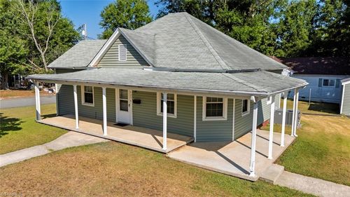 725 Everett Street, Burlington, NC, 27215 | Card Image