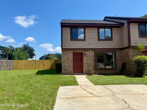 7041 Prestwick Cir N, JACKSONVILLE, FL, 32244-6648 | Card Image