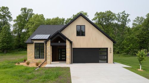 509 Cedar Dr, Lake City, MN, 55041-5003 | Card Image