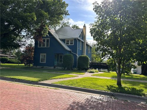 309 Spruce St, Pana, IL, 62557-1669 | Card Image