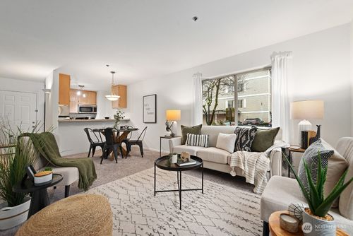 apt-213-1910 W Casino Rd, Everett, WA, 98204-2121 | Card Image