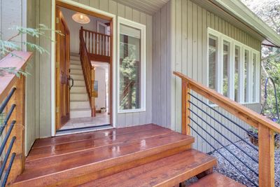 7309 Redrooffs Rd, House other with 2 bedrooms, 3 bathrooms and 4 parking in Sechelt BC | Image 3