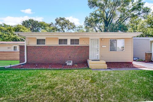 4241 Tennessee St, Gary, IN, 46409-2047 | Card Image