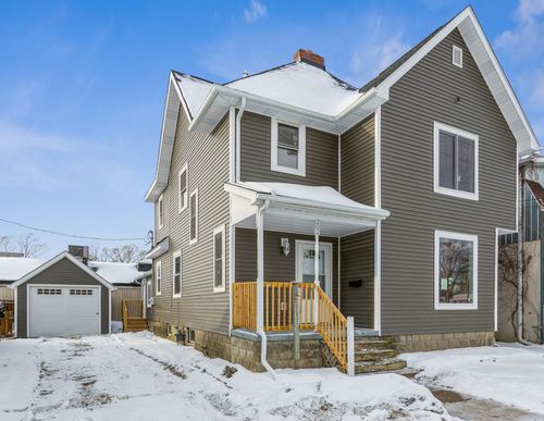 202 S Elm St, Three Oaks, MI, 49128-1210 | Card Image