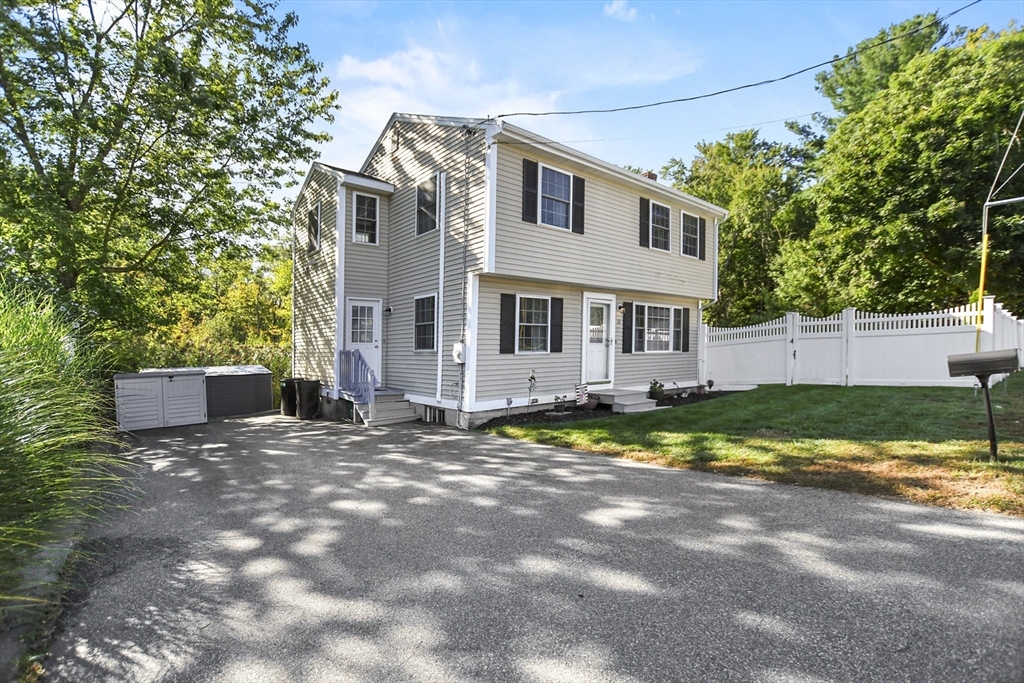 North St, North Reading, MA 01864