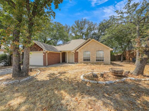 709 Mack Dr, Denton, TX, 76209-6347 | Card Image
