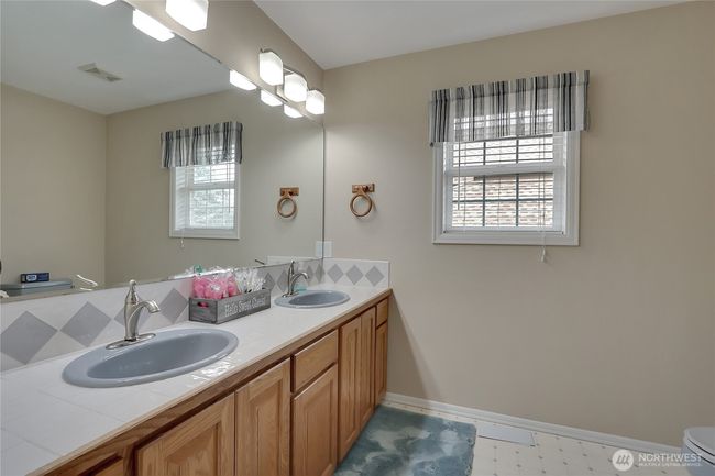 3414 204 Th Avenue Ct E, House other with 4 bedrooms, 4 bathrooms and 3 parking in Lake Tapps WA | Image 27