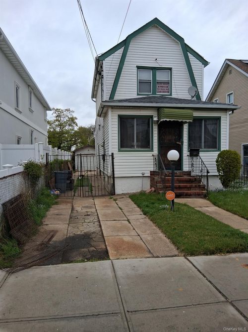 121 11 Merrill Street, New York, NY, 11434 | Card Image