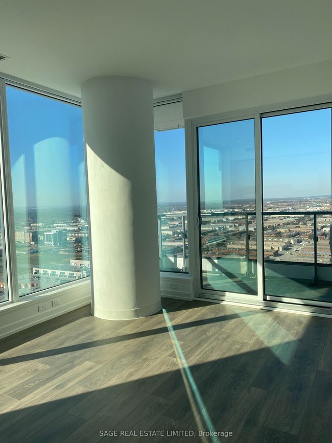 3210 - 5 Buttermill Ave, Condo with 2 bedrooms, 2 bathrooms and null parking in Vaughan ON | Image 8