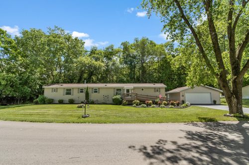 35-S1903 County Road A, Baraboo, WI, 53913-9384 | Card Image