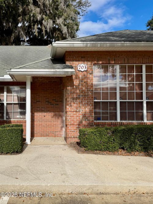 703-6817 Southpoint Pkwy, Jacksonville, FL, 32216-6282 | Card Image