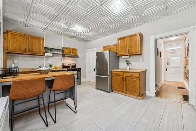 4810 Columbo St, House other with 3 bedrooms, 1 bathrooms and 1 parking in Pittsburgh PA | Image 8