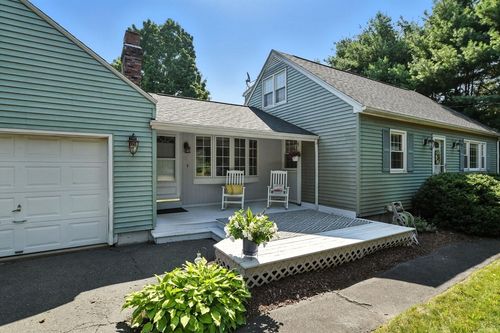 48 Darby Dr, Westfield, MA, 01085-4706 | Card Image