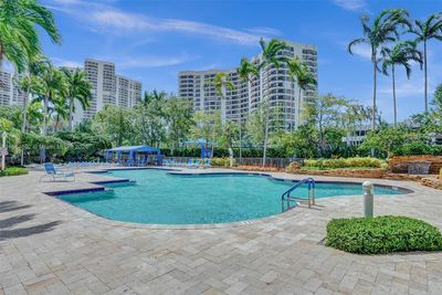 308 - 3500 Mystic Pointe Dr, Condo with 3 bedrooms, 3 bathrooms and null parking in Aventura FL | Image 1