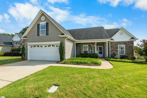 129 Saint Johns Street, Simpsonville, SC, 29680 | Card Image