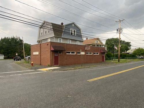182 Chicopee St, Chicopee, MA, 01013-1753 | Card Image