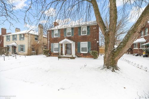 9364 E Outer Dr, Detroit, MI, 48213-1506 | Card Image