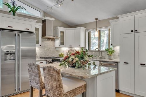 6 Westward Cir, North Reading, MA, 01864-1424 | Card Image