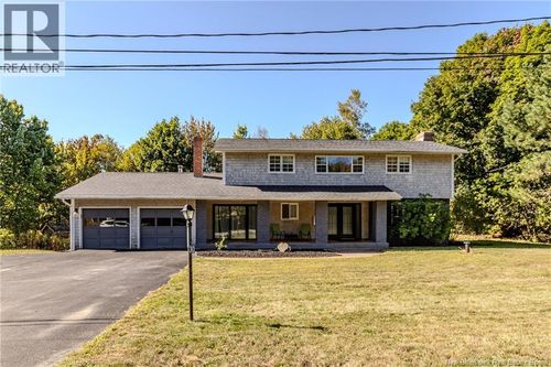30 Rolling Hills Dr, Rothesay, NB, E2H2P3 | Card Image
