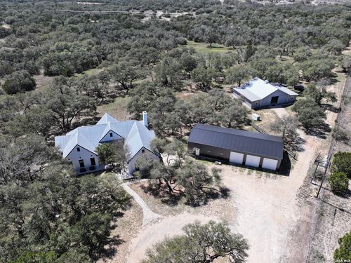 795 Persimmon Hl, Bulverde, TX, 78163-5006 | Card Image