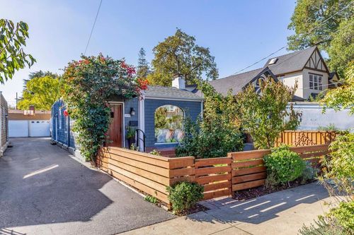 2100 Oberlin St, Palo Alto, CA, 94306-1317 | Card Image