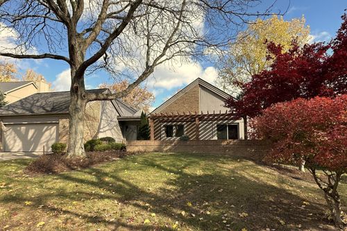 2225 Chaucer Dr, Ann Arbor, MI, 48103-6174 | Card Image