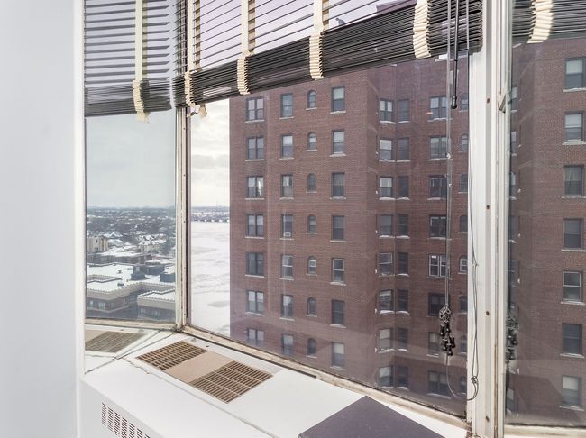 Bedroom view of Detroit River | Image 26