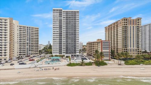 apt-207-3140 S Ocean Dr, Hallandale Beach, FL, 33009-7236 | Card Image