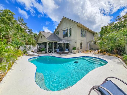 115 Pine Tree St, Flagler Beach, FL, 32136-3406 | Card Image