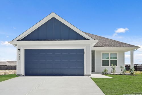 605 Lina Way, Seguin, TX, 78155-3335 | Card Image