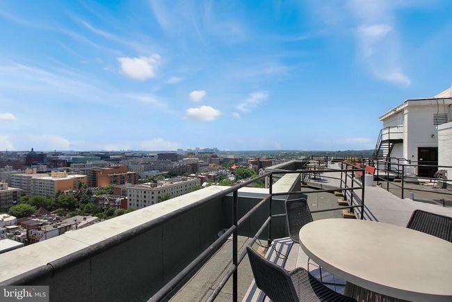 APT-808 - 1615 Q St Nw, Condo with 2 bedrooms, 1 bathrooms and null parking in WASHINGTON DC | Image 35