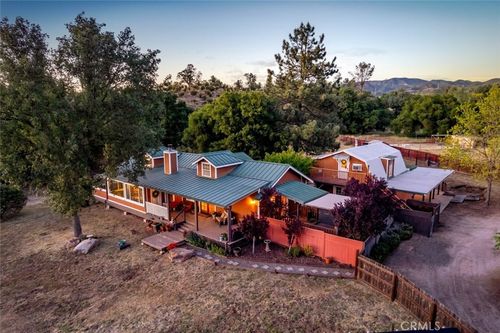 1350 Parkhill, Santa Margarita, CA, 93453 | Card Image