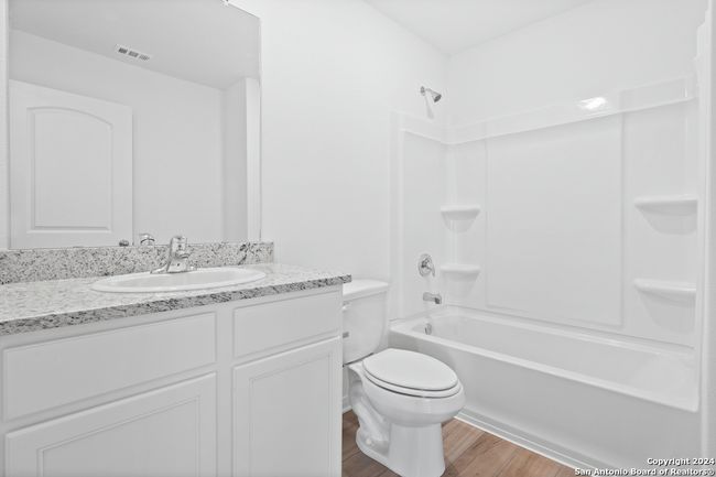 10946 Lafayette Loop, House other with 3 bedrooms, 2 bathrooms and null parking in Converse TX | Image 16