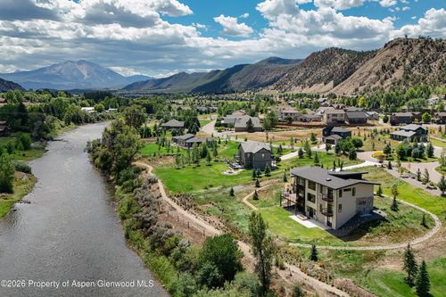 1566 River Bend Way, Glenwood Springs, CO, 81601-8787 | Card Image