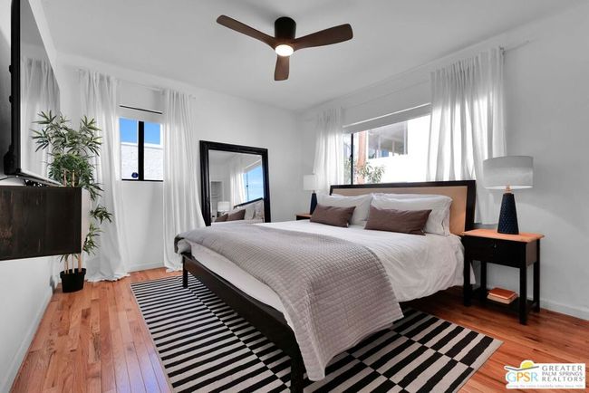 2 - 8319 Waring Ave, Condo with 2 bedrooms, 2 bathrooms and 1 parking in West Hollywood CA | Image 26