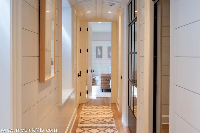 43 Peases Point Way S, House other with 4 bedrooms, 7 bathrooms and null parking in Edgartown MA | Image 43