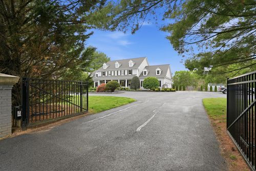 13516 Travilah Rd, North Potomac, MD, 20878-3847 | Card Image