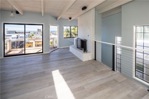 434 Manhattan Ave, Hermosa Beach, CA, 90254-5112 | Card Image