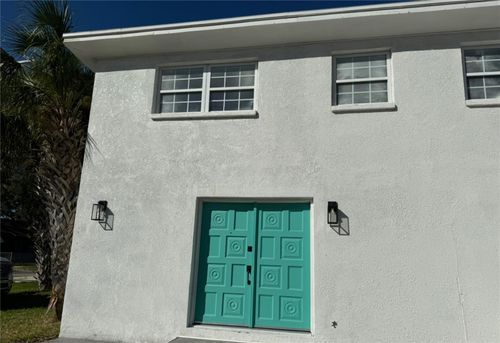301 W Chelsea St, TAMPA, FL, 33603-3515 | Card Image