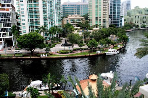 apt-610-511 Se 5th Ave, Fort Lauderdale, FL, 33301-2952 | Card Image