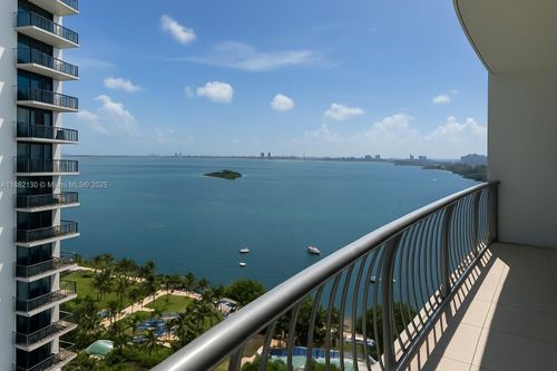 apt-2803-1750 N Bayshore Dr, Miami, FL, 33132-3210 | Card Image