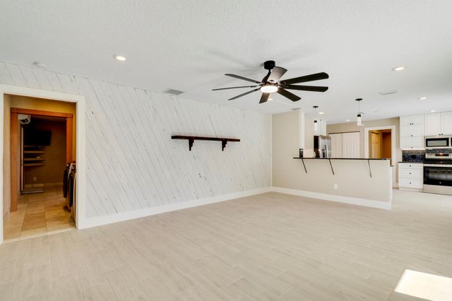 222 Las Palmas St, House other with 4 bedrooms, 3 bathrooms and null parking in Royal Palm Beach FL | Image 5