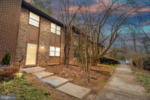 2006 Headlands Cir, RESTON, VA, 20191-3614 | Card Image
