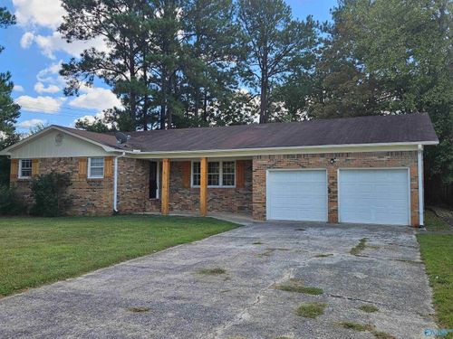 1929 Woodmead St Sw, Decatur, AL, 35601-3652 | Card Image