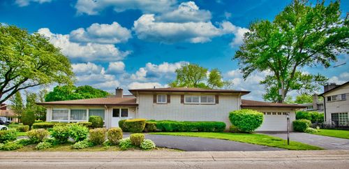 4351 W Chase Ave, Lincolnwood, IL, 60712-1914 | Card Image